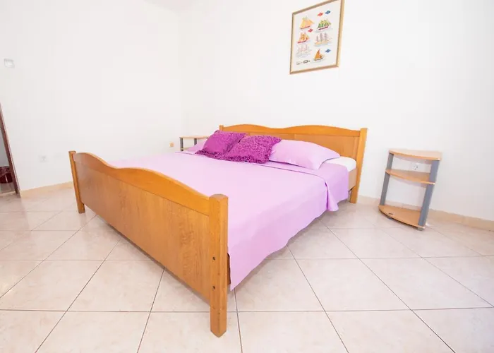 Apartman Vinka-5 By Interhome