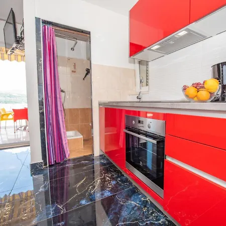 Appartement Vinka-5 By Interhome Trogir