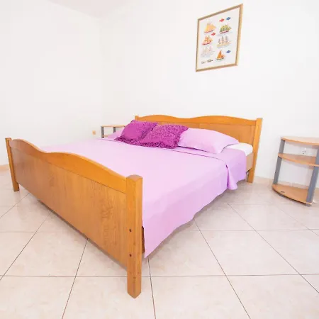 Appartement Vinka-5 By Interhome