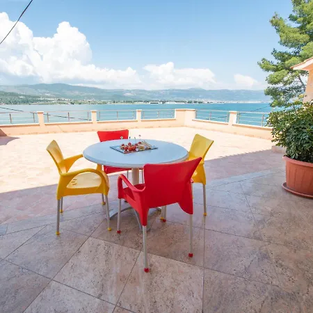 Apartment Vinka-5 By Interhome Trogir